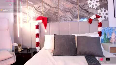 Sienna Blake online show from December 2025 07:53:02 PM