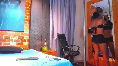 Snapshot of sienna_dark chatting on March 2026 11:27:01 AM SinnaDark online show from March 2026 11:27:01 AM