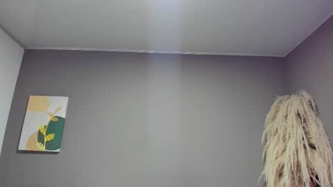 Snapshot of sienna_glow chatting on November 2025 12:05:01 PM sienna_glow online show from November 2025 12:05:01 PM