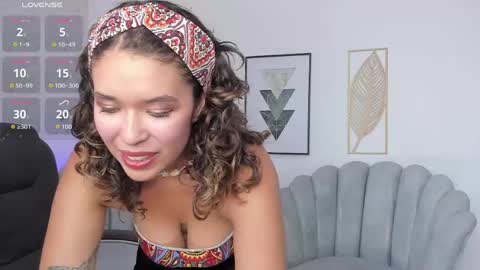 Snapshot of sienna_luxor chatting on April 2026 05:15:01 PM siiena online show from April 2026 05:15:01 PM