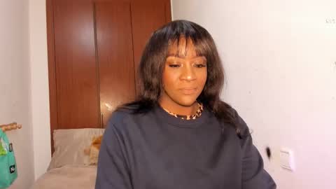 Snapshot of sierra_violet chatting on March 2026 06:12:02 PM sierra_violet online show from March 2026 06:12:02 PM