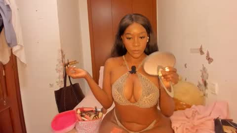 Snapshot of sierra_violet chatting on April 2026 04:51:02 PM sierra_violet online show from April 2026 04:51:02 PM