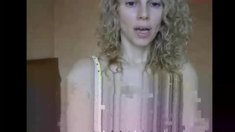 Snapshot of signorediascona chatting on March 2026 01:25:01 PM Malina online show from March 2026 01:25:01 PM