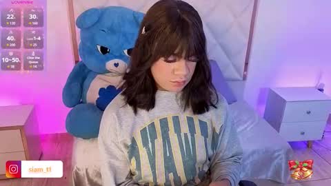 Snapshot of siiam_tay chatting on November 2025 03:52:02 AM Siiam Tay online show from November 2025 03:52:02 AM