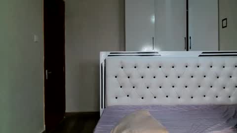 Snapshot of silent_carry chatting on April 2026 08:15:02 AM silent carry online show from April 2026 08:15:02 AM