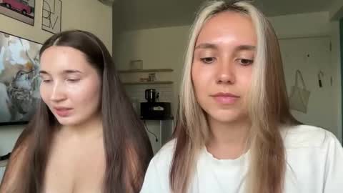 Snapshot of silicia_lu chatting on March 2026 10:18:01 AM You fav Miss Si online show from March 2026 10:18:01 AM