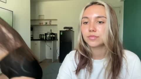 Snapshot of silicia_lu chatting on March 2026 08:25:01 AM You fav Miss Si online show from March 2026 08:25:01 AM