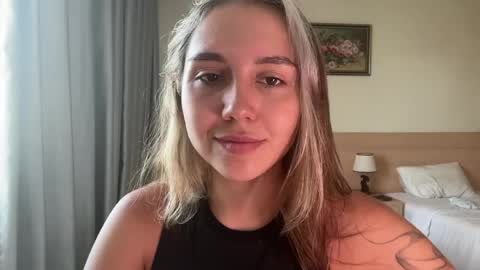 Snapshot of silicia_lu chatting on April 2026 05:23:01 AM You fav Miss Si online show from April 2026 05:23:01 AM