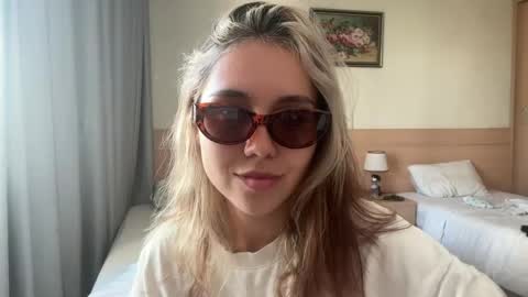 Snapshot of silicia_lu chatting on April 2026 07:45:01 AM You fav Miss Si online show from April 2026 07:45:01 AM