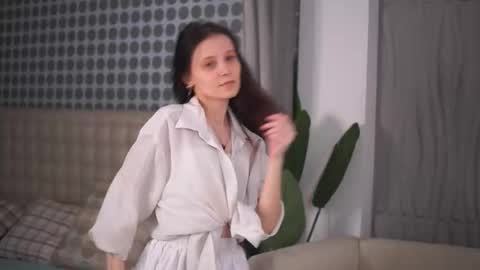 Sofia online show from March 2026 04:35:02 PM