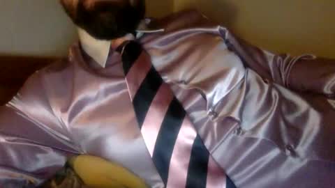 Snapshot of silktie chatting on June 2026 11:51:02 PM satinsub online show from June 2026 11:51:02 PM
