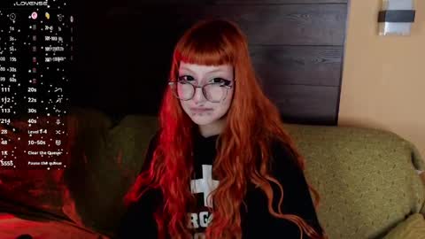 Mia online show from March 2026 10:48:01 PM