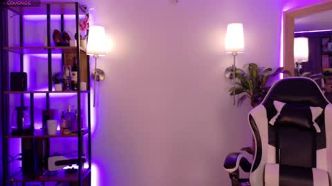 Snapshot of silvana_goddess chatting on April 2026 08:13:02 PM Silvana online show from April 2026 08:13:02 PM