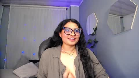 Snapshot of silvana_lorc chatting on April 2026 07:00:01 PM Silvana online show from April 2026 07:00:01 PM