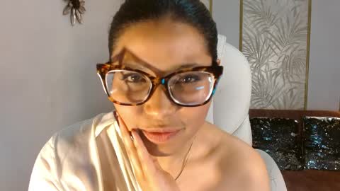 Snapshot of silvana_lorc chatting on April 2026 07:18:02 PM Silvana online show from April 2026 07:18:02 PM