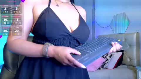 Silvana online show from July 2026 07:05:02 PM