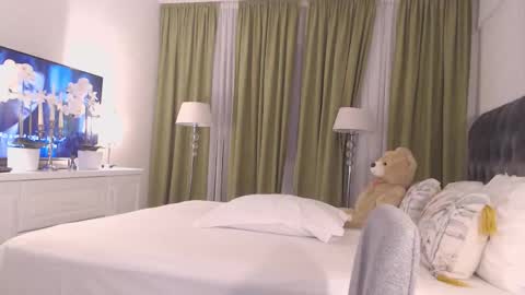 Silver  ok online show from February 2026 06:06:02 PM