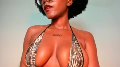 Snapshot of silverosequeen chatting on June 2026 05:45:02 AM silverosequeen online show from June 2026 05:45:02 AM