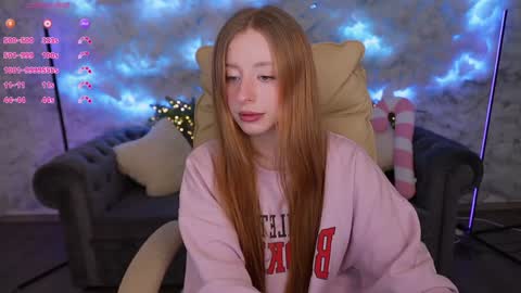 Snapshot of silverrmoon chatting on February 2025 01:37:01 AM  Kristina Kris  online show from February 2025 01:37:01 AM