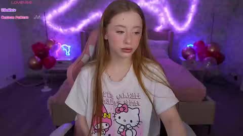 Snapshot of silverrmoon chatting on February 2025 09:03:01 AM  Kristina Kris  online show from February 2025 09:03:01 AM