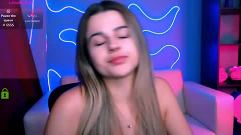 Snapshot of silvia_queen1 chatting on June 2026 02:22:02 AM Silvia nude in pvt online show from June 2026 02:22:02 AM