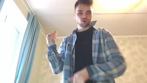 Snapshot of simbo_cool chatting on April 2026 12:17:02 PM Simba online show from April 2026 12:17:02 PM