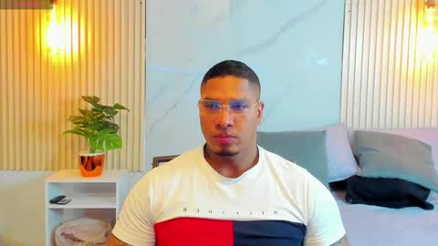 Snapshot of simeone_panda chatting on February 2025 12:08:01 PM simeone_panda online show from February 2025 12:08:01 PM