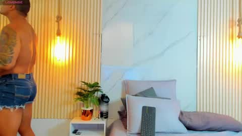 Snapshot of simeone_panda chatting on February 2025 06:22:01 PM simeone_panda online show from February 2025 06:22:01 PM