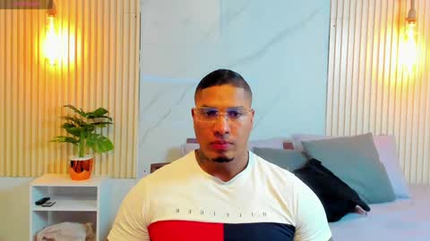 Snapshot of simeone_panda chatting on February 2025 01:10:02 PM simeone_panda online show from February 2025 01:10:02 PM