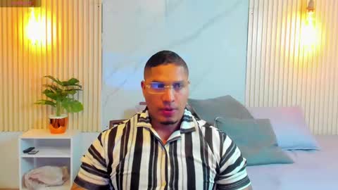 Snapshot of simeone_panda chatting on February 2025 01:11:02 PM simeone_panda online show from February 2025 01:11:02 PM