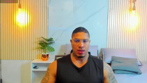 Snapshot of simeone_panda chatting on February 2025 01:11:01 PM simeone_panda online show from February 2025 01:11:01 PM