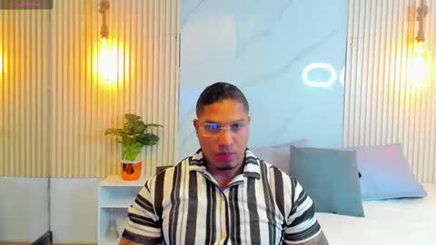 Snapshot of simeone_panda chatting on February 2025 11:58:01 AM simeone_panda online show from February 2025 11:58:01 AM