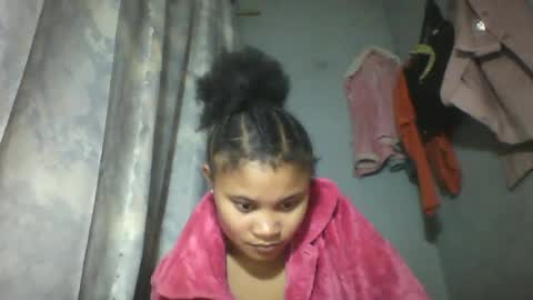 simirna98 online show from June 2026 08:34:01 PM