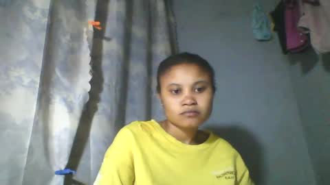 simirna98 online show from June 2026 04:18:02 PM