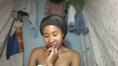 simirna98 online show from July 2026 06:56:02 PM