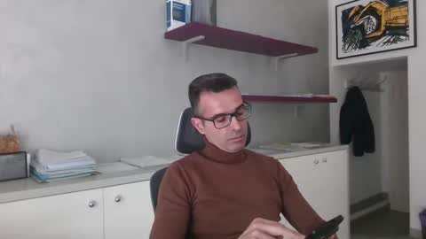 Snapshot of simmeturbate chatting on March 2026 10:53:01 AM Italiandaddyitalydickassbottomassholecomshowmasturbatenudeboyitalyatleticcutemuscolarhardcockdickboy online show from March 2026 10:53:01 AM