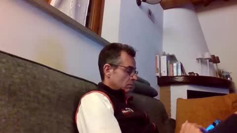 Snapshot of simmeturbate chatting on April 2026 08:17:01 PM Italiandaddyitalydickassbottomassholecomshowmasturbatenudeboyitalyatleticcutemuscolarhardcockdickboy online show from April 2026 08:17:01 PM