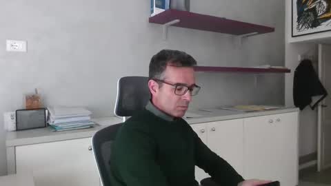 Snapshot of simmeturbate chatting on April 2026 10:26:01 AM Italiandaddyitalydickassbottomassholecomshowmasturbatenudeboyitalyatleticcutemuscolarhardcockdickboy online show from April 2026 10:26:01 AM