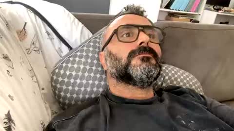 Snapshot of simon_bb chatting on July 2026 09:23:01 AM Si online show from July 2026 09:23:01 AM