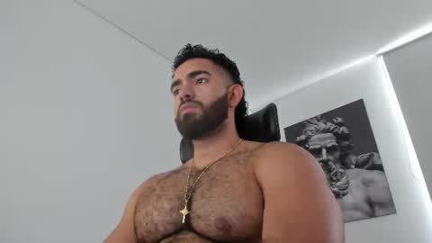 simon_leon01 online show from July 2026 05:16:01 PM