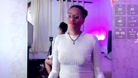 Snapshot of simona_brooke chatting on October 2025 09:47:02 PM simona_brooke online show from October 2025 09:47:02 PM