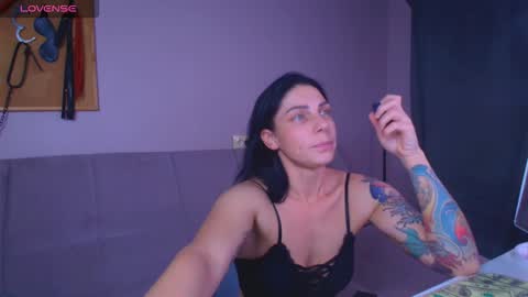 simona_moonshine online show from December 2025 05:52:02 PM