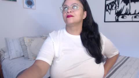 SimonaV online show from January 2026 10:13:02 PM