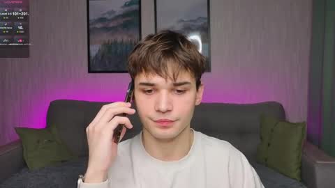 Snapshot of simonboy592 chatting on April 2026 09:57:02 AM Alex online show from April 2026 09:57:02 AM