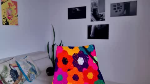 Sim. online show from November 2025 05:34:02 PM