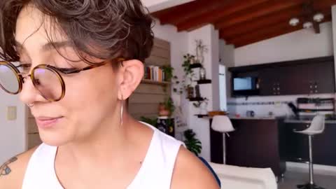 Sim. online show from December 2025 06:13:02 PM