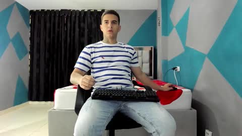 SIMON KELER online show from December 2024 08:23:02 PM