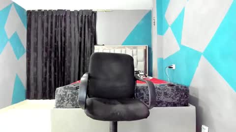 SIMON KELER online show from January 2025 03:57:02 AM