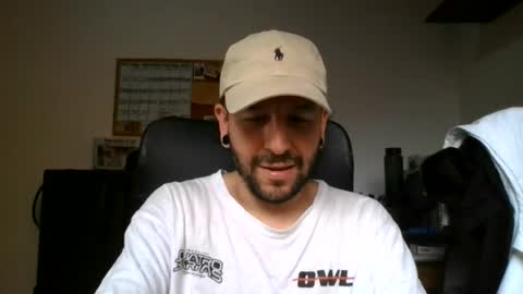 Snapshot of simonm777 chatting on August 2026 12:41:01 PM simonm777 online show from August 2026 12:41:01 PM