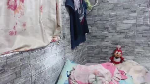 Ela online show from January 2025 10:49:02 PM